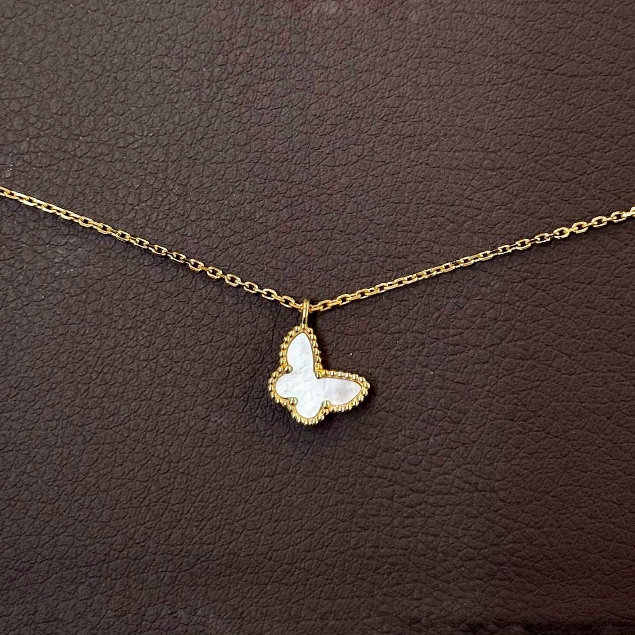 Van Cleef & Arpels パピヨン ホワイト Au750