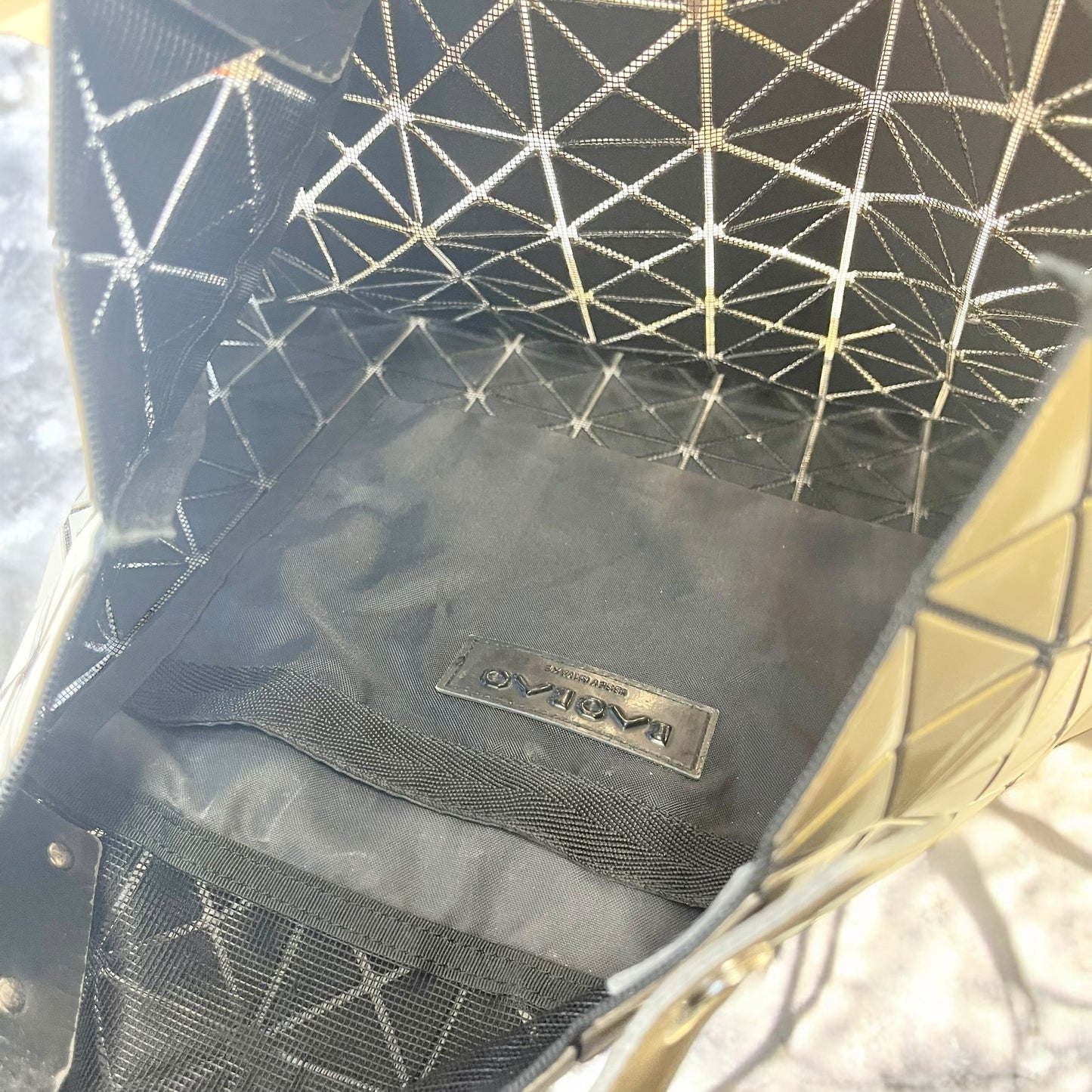 良品✨イッセイミヤケ バオバオ トートバック ゴールド
