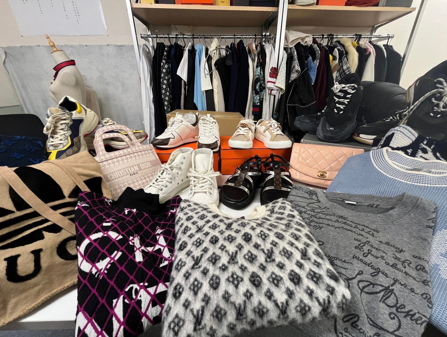【定期便】ブランド卸30万円パック ※クレカ決済