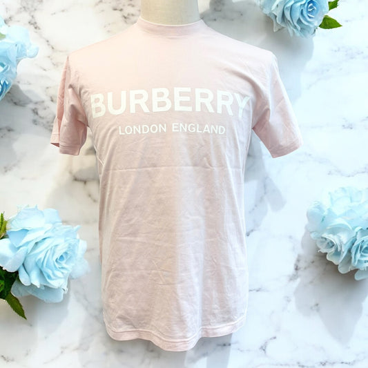 美品✨バーバリー プリントロゴ Tシャツ ピンク